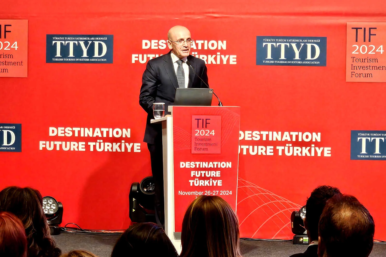 Bakan Mehmet Şimşek: “Turizmcilerimize ne kadar teşekkür etsek azdır”