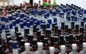 24 saatte 11 kişi sahte içkiden hayatını kaybetti