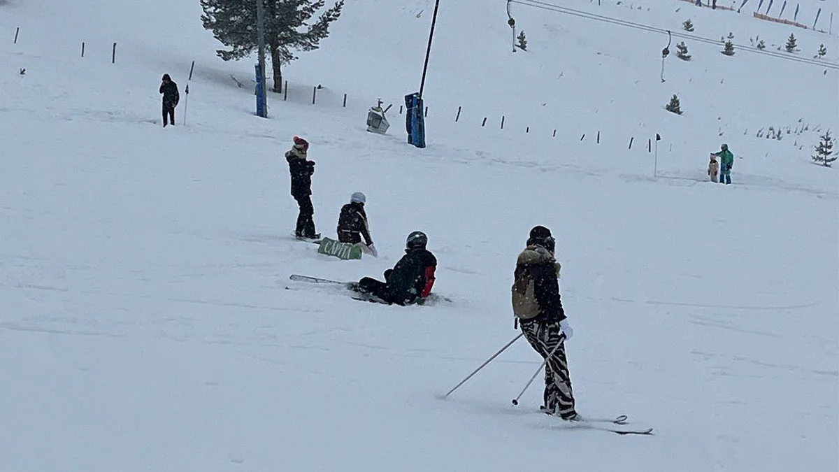 Kartalkaya'da hayat devam ediyor