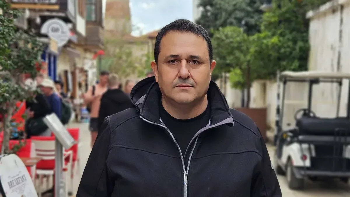 Alp Özel: “Antalya şehir merkezinde çok uygun fiyatlara tatil mümkün!”