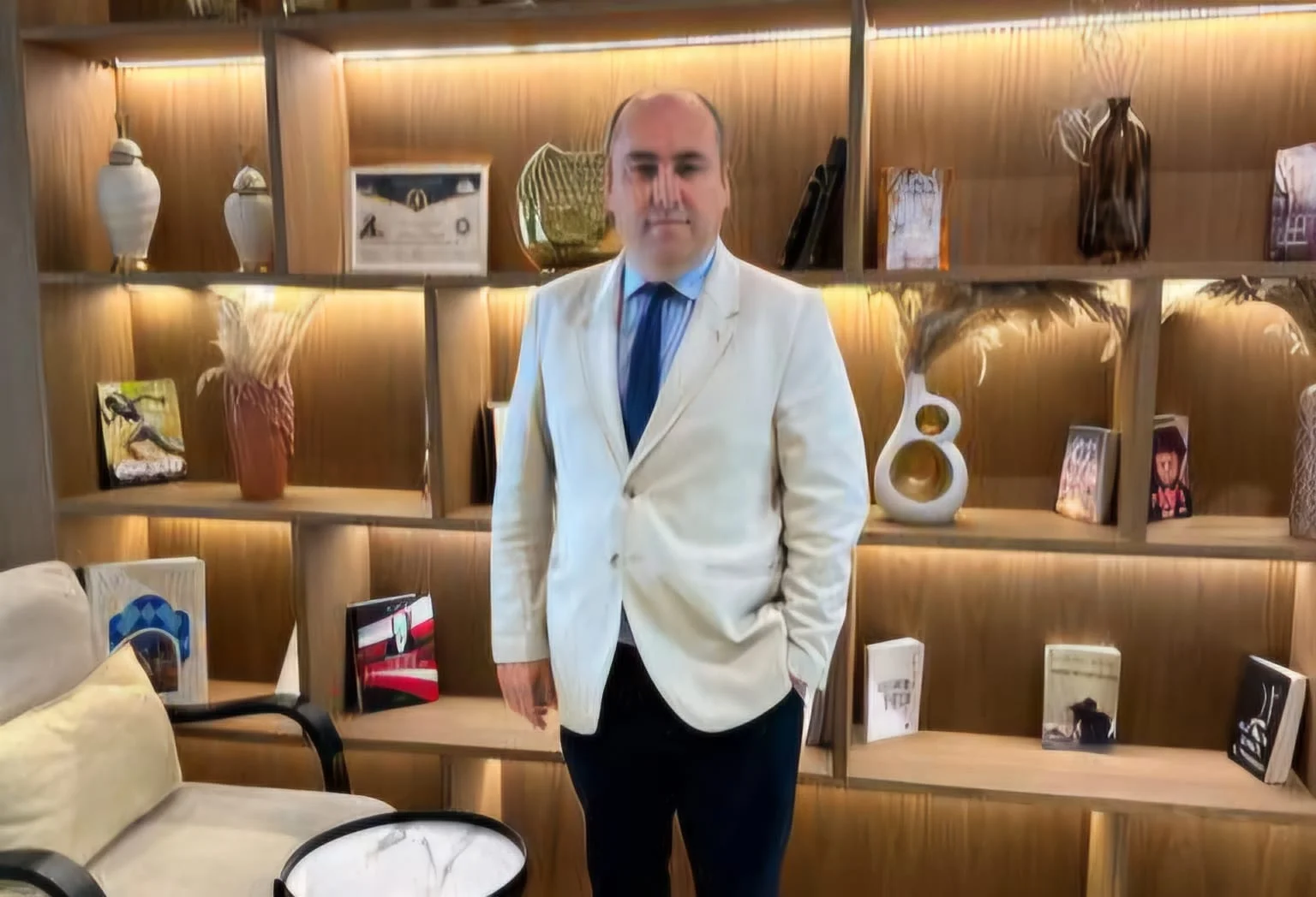 Yasin Eker, Arnavutluk'taki Bonita Hotels'te