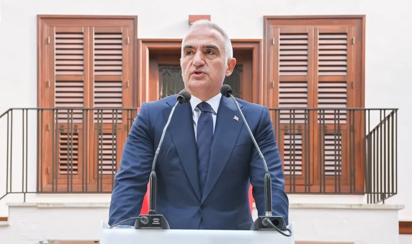 Bakan Ersoy, Kartalkaya'da yaşanan otel yangınına ilişkin eleştirilere cevap verdi
