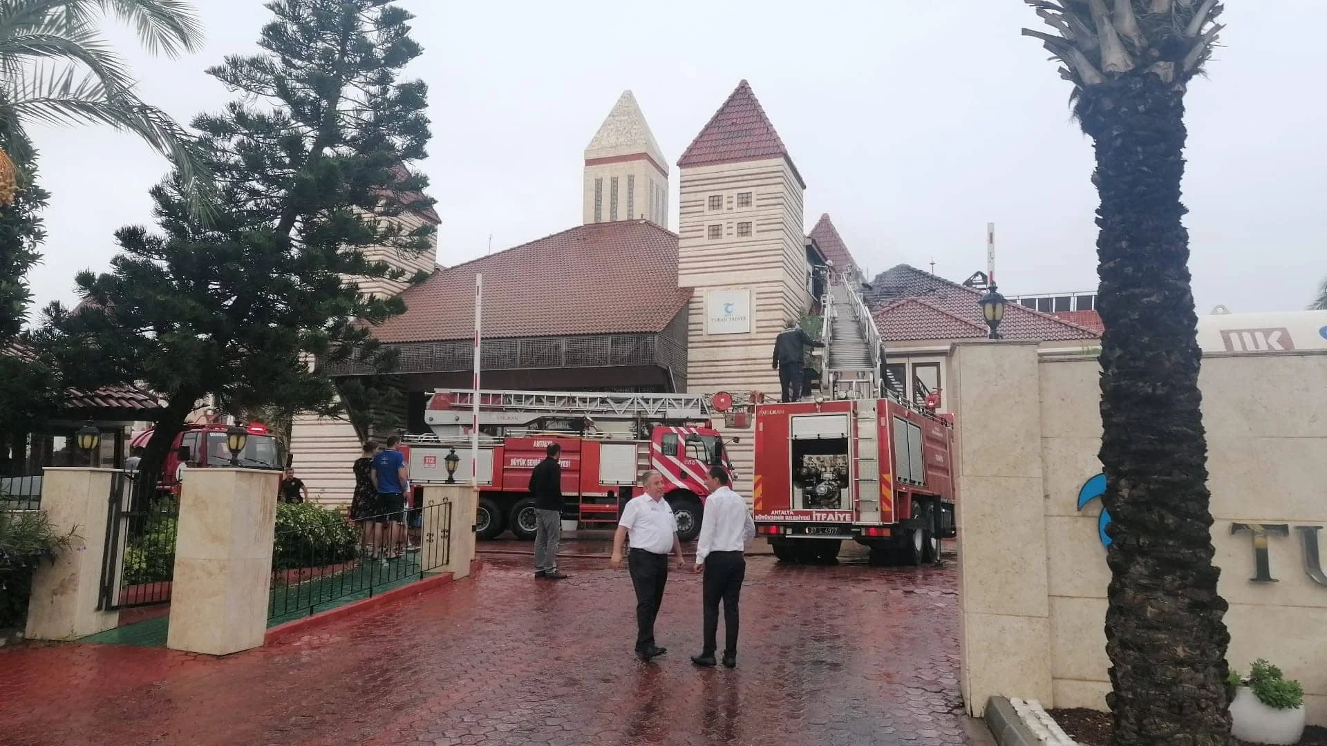 Antalya’da 5 yıldızlı otelde korkutan yangın