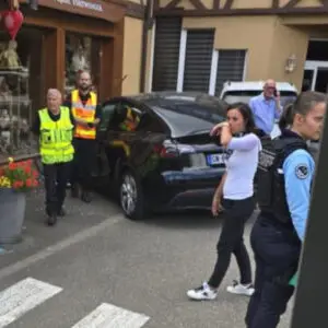 Türk ailenin yurt dışı tatili zehir oldu: Tesla'ya dava açıyor