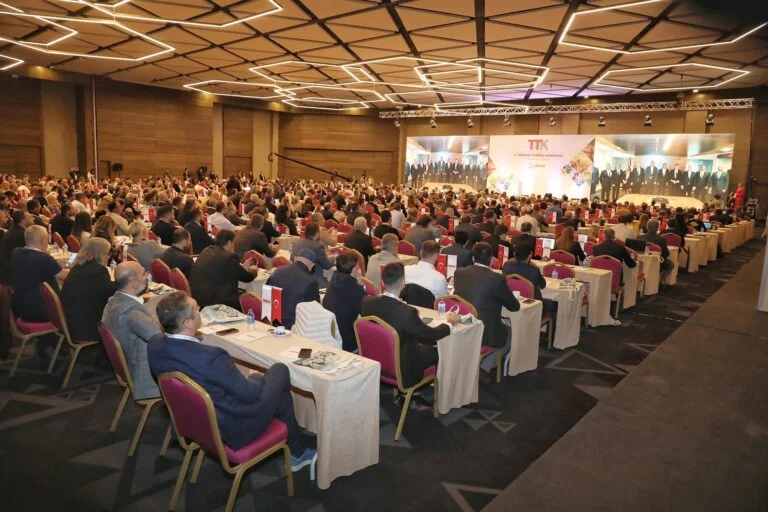 2. TÜRSAB Turizm Kongresi, yoğun katılımla başladı
