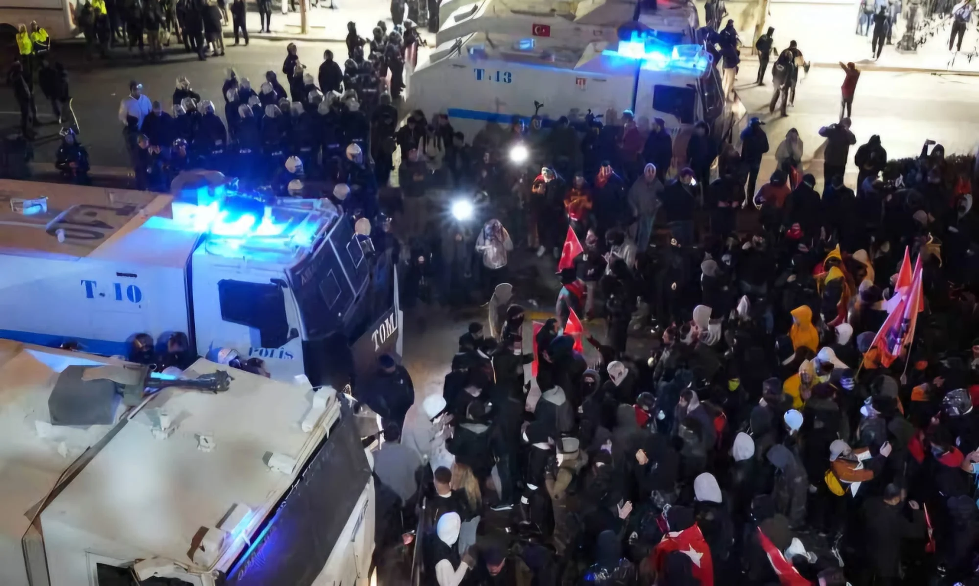 İngiltere'den Türkiye'ye seyahat uyarısı