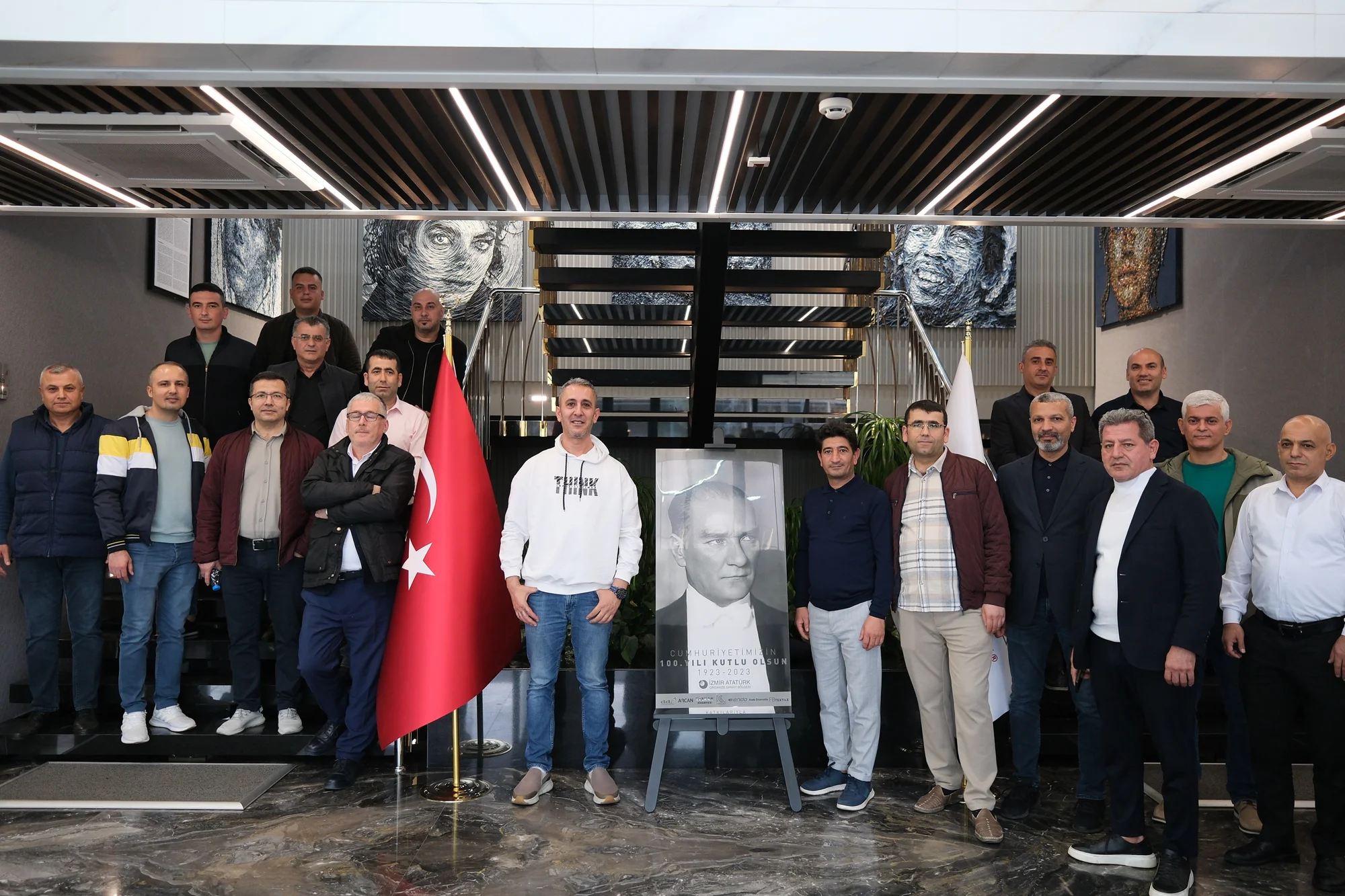 Tolkar, otel çamaşırhane müdür ve şeflerini ağırladı
