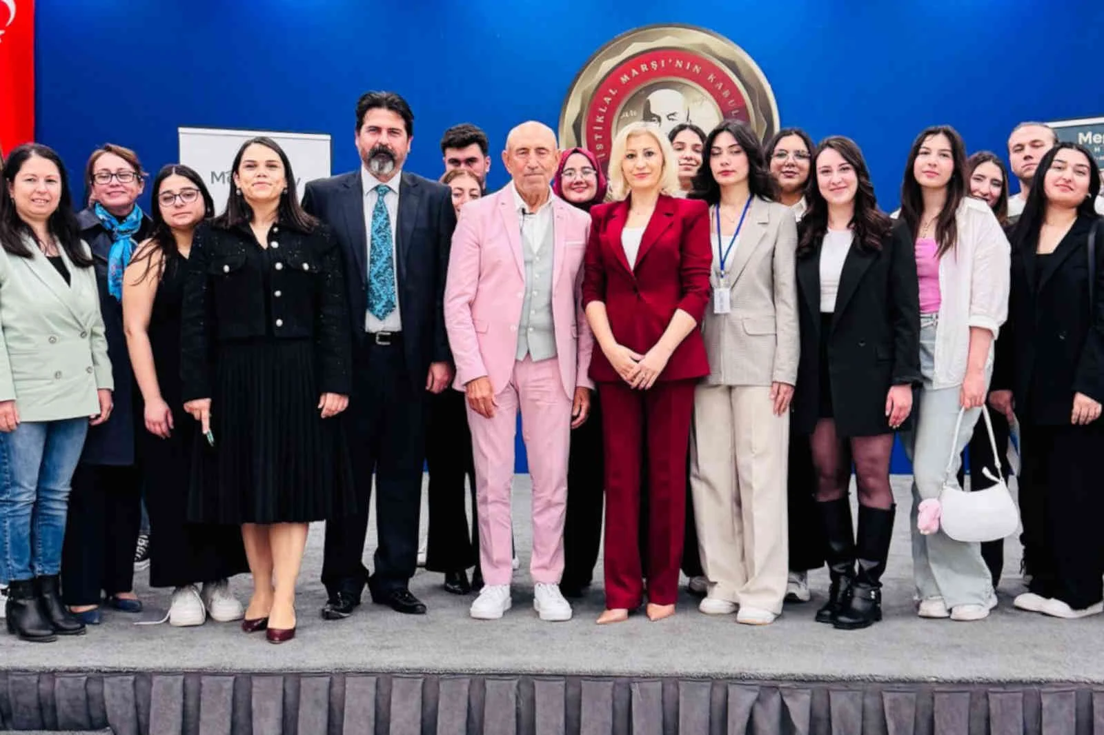 Turizmci iş insanı Kemal Şahin, üniversiteli öğrencilerle buluştu