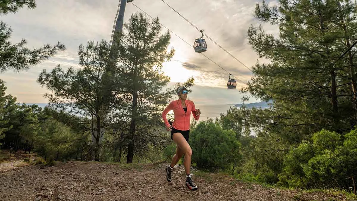 Corendon Airlines, spor turizmine güçlü katkı: Alanya Ultra Trail’in sponsoru oldu