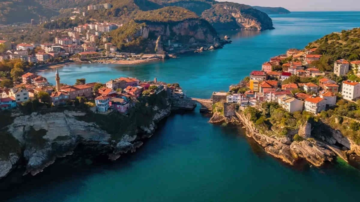 Amasra, Rus filmine konu olacak: Ünlü oyuncular oynayacak