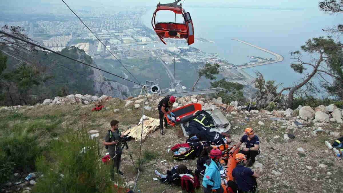 Antalya'daki teleferik kazası davasında karar açıklandı: 8 sanığa hapis cezası
