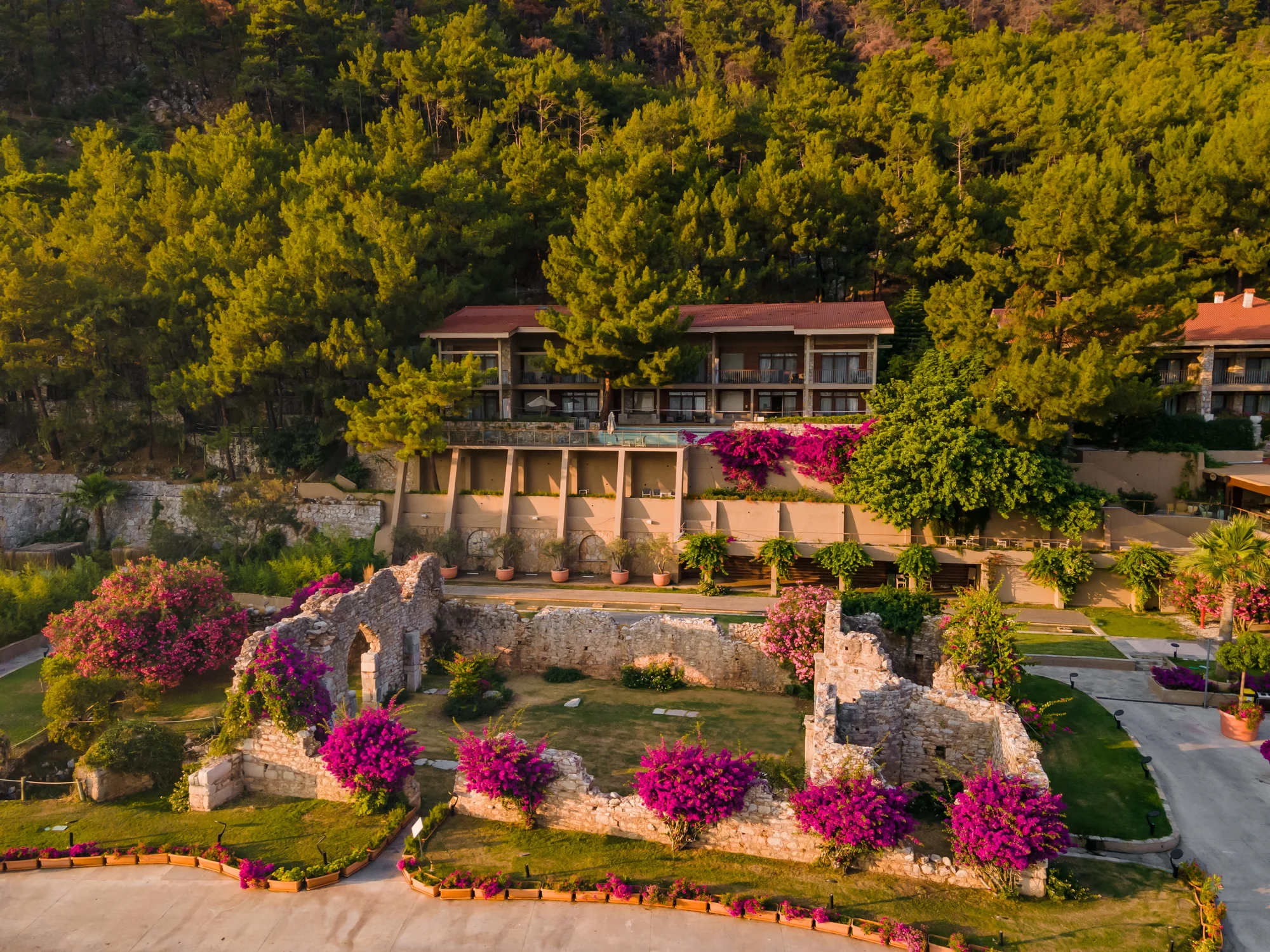 Martı Hotels & Marinas ile kışın da tatil zamanı: Lüks konaklama, şömine başı keyfi ve gurme lezzetler
