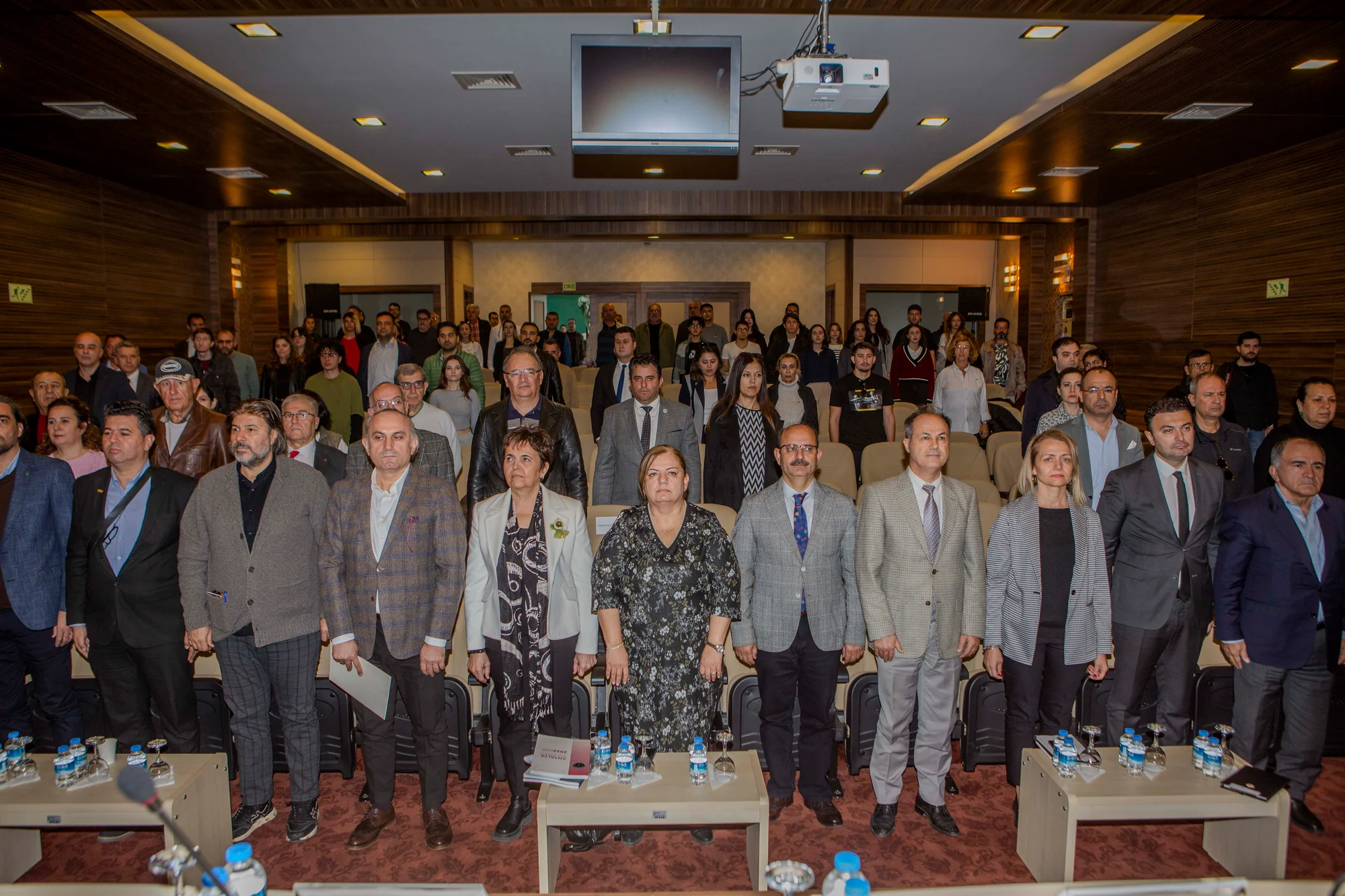 Antalya’da şehir, turizm gibi büyümüyor!