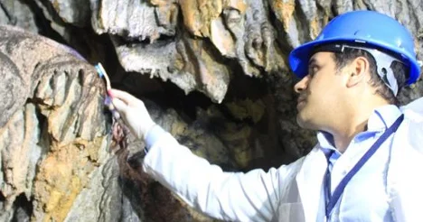 Mağarayı diş fırçası ile temizleyip turizme açacaklar