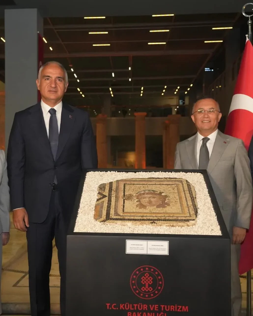 ABD'den iade edilen Zeugma mozaik paneli evine kavuştu