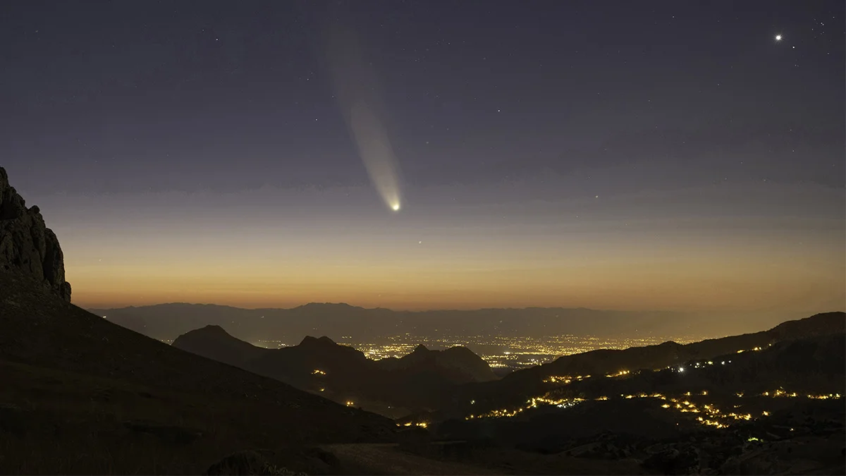 Gece gökyüzüne bakmayı unutmayın: En görkemli meteor yağmuru başladı