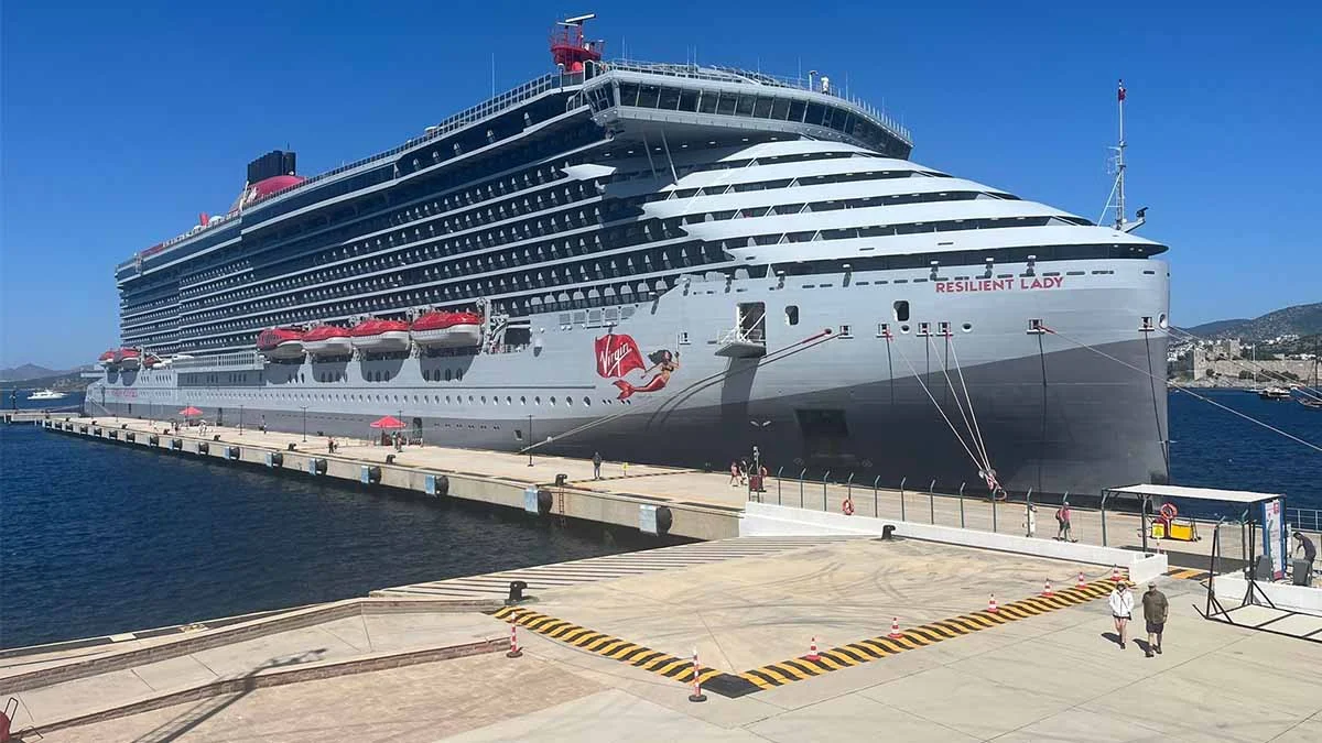 Bahamalar bayraklı kruvaziyer, Bodrum’a 2 bin 548 turist getirdi
