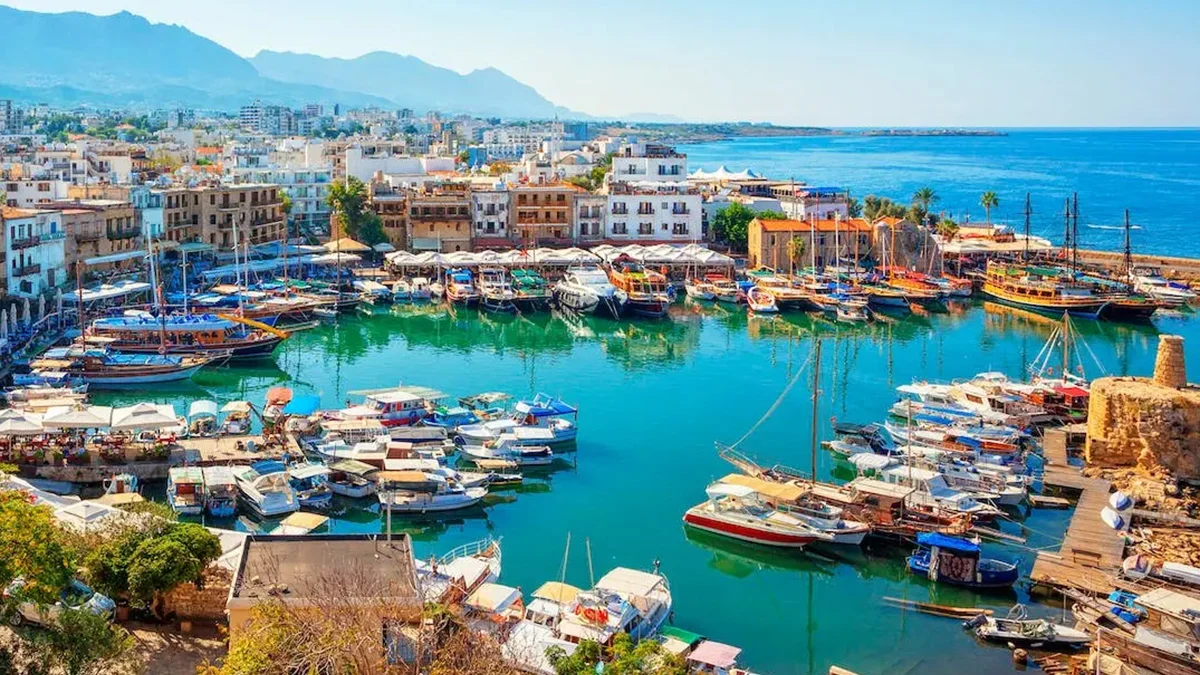 Ekonomimizi çökertmek için turizm sektörünü seçtiler!