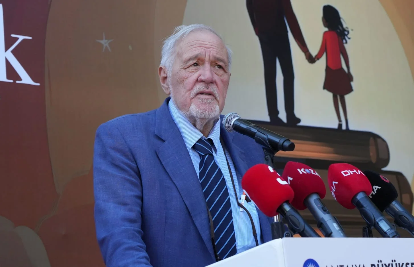 İlber Ortaylı: "İnşallah Antalya bugünkü turizm anlayışından çıkar"