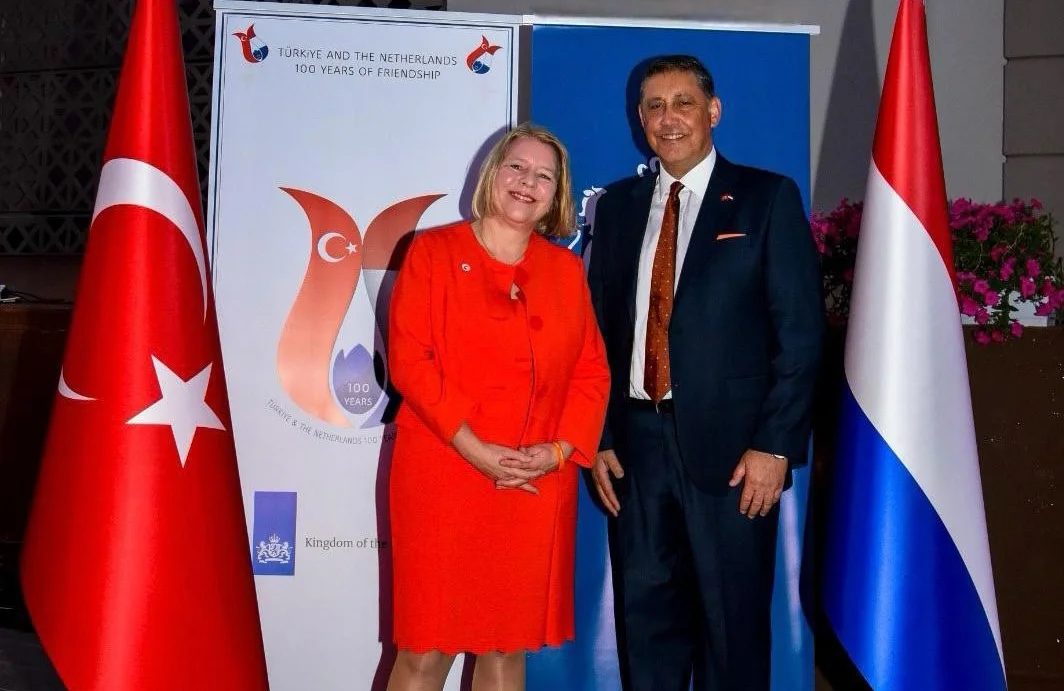 Hollanda’nın Antalya Fahri Konsolosu Yıldıray Karaer, Kral Günü için resepsiyon verdi