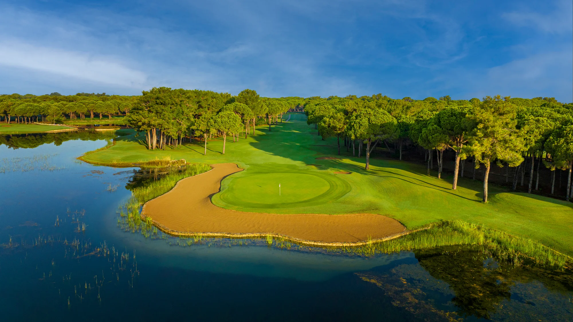 Gloria Serenity Resort Türkiye’nin En İyi Golf Oteli seçildi