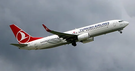 THY’nin kuş çarpan İstanbul-Antalya uçağı İstanbul Havalimanı'na geri döndü