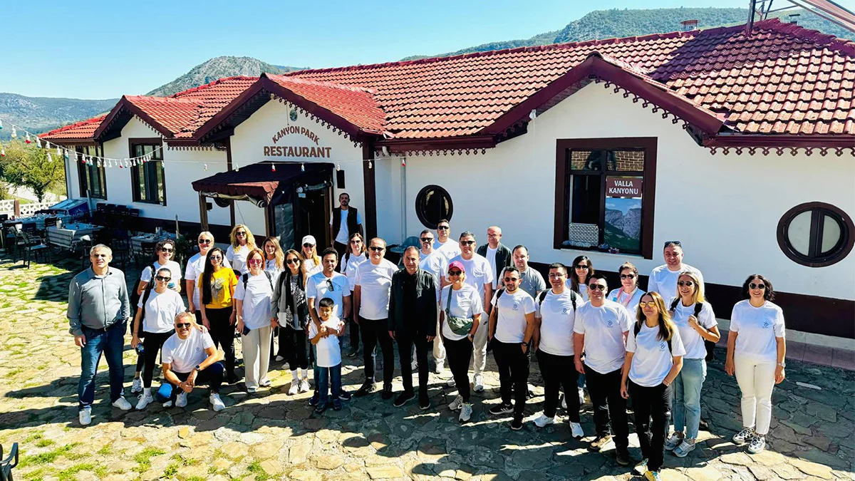 Dedeman yönetimi 2025 sezonu hedefleri için bir araya geldi
