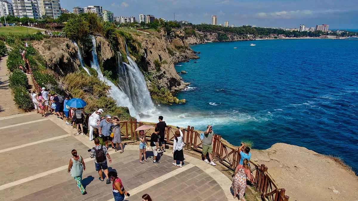 Antalya, yabancılara konut satışında ikinci sırada