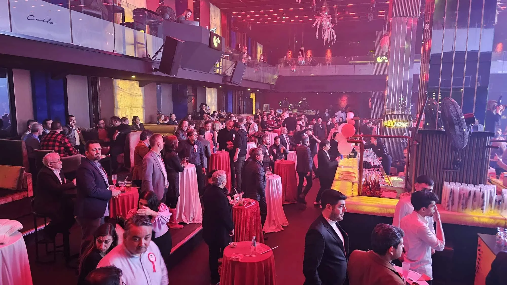 Gastronomi yöneticileri, Cumhuriyet'in 100. yılını derneğin de 20. yılını kutladı
