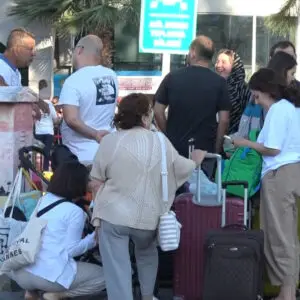 Türk turistlerden Yunan adalarına tatil çıkarması