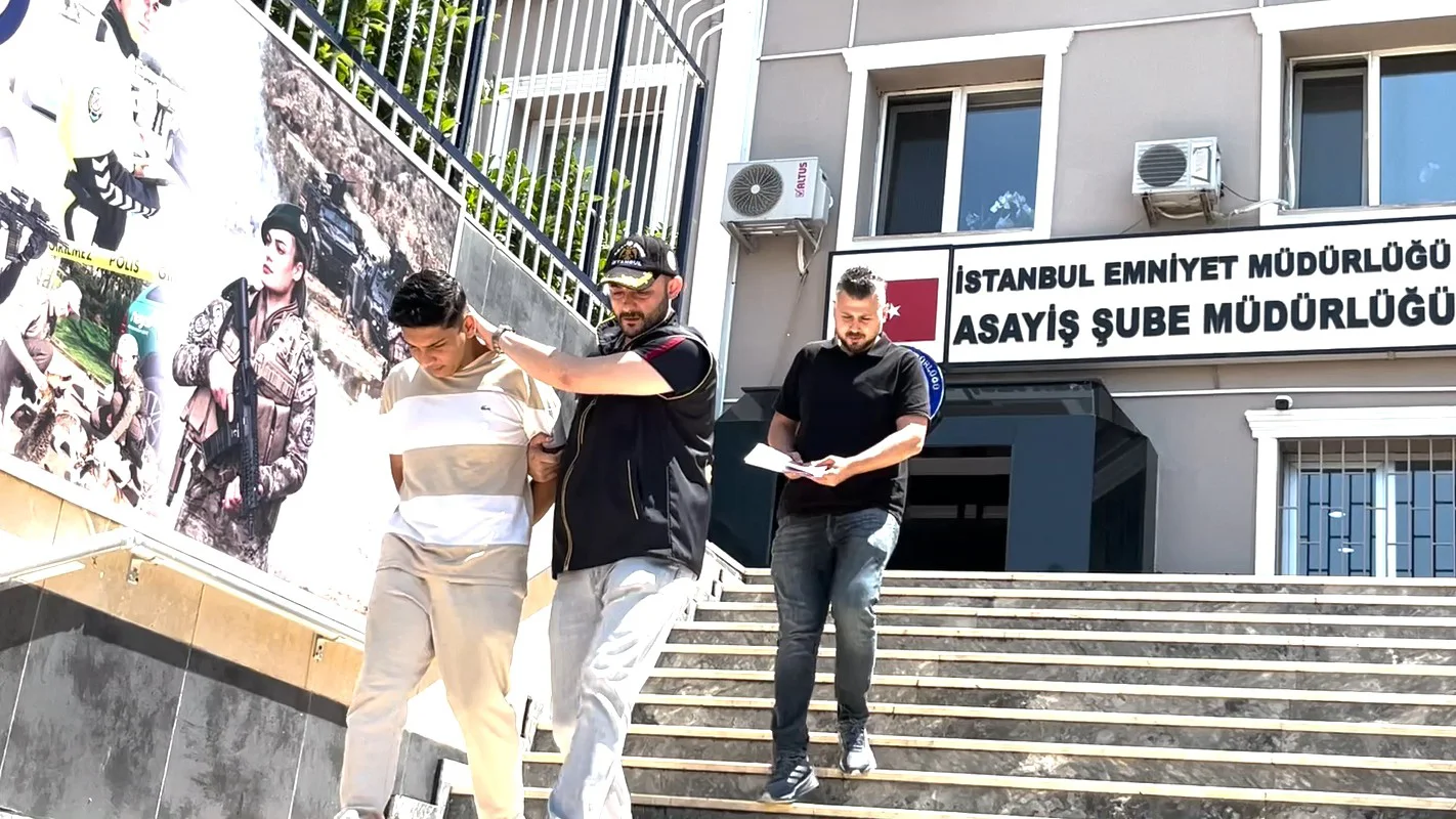 İstanbul'da otel restoranlarında turistlerin çantalarını çalan 2 şüpheli tutuklandı
