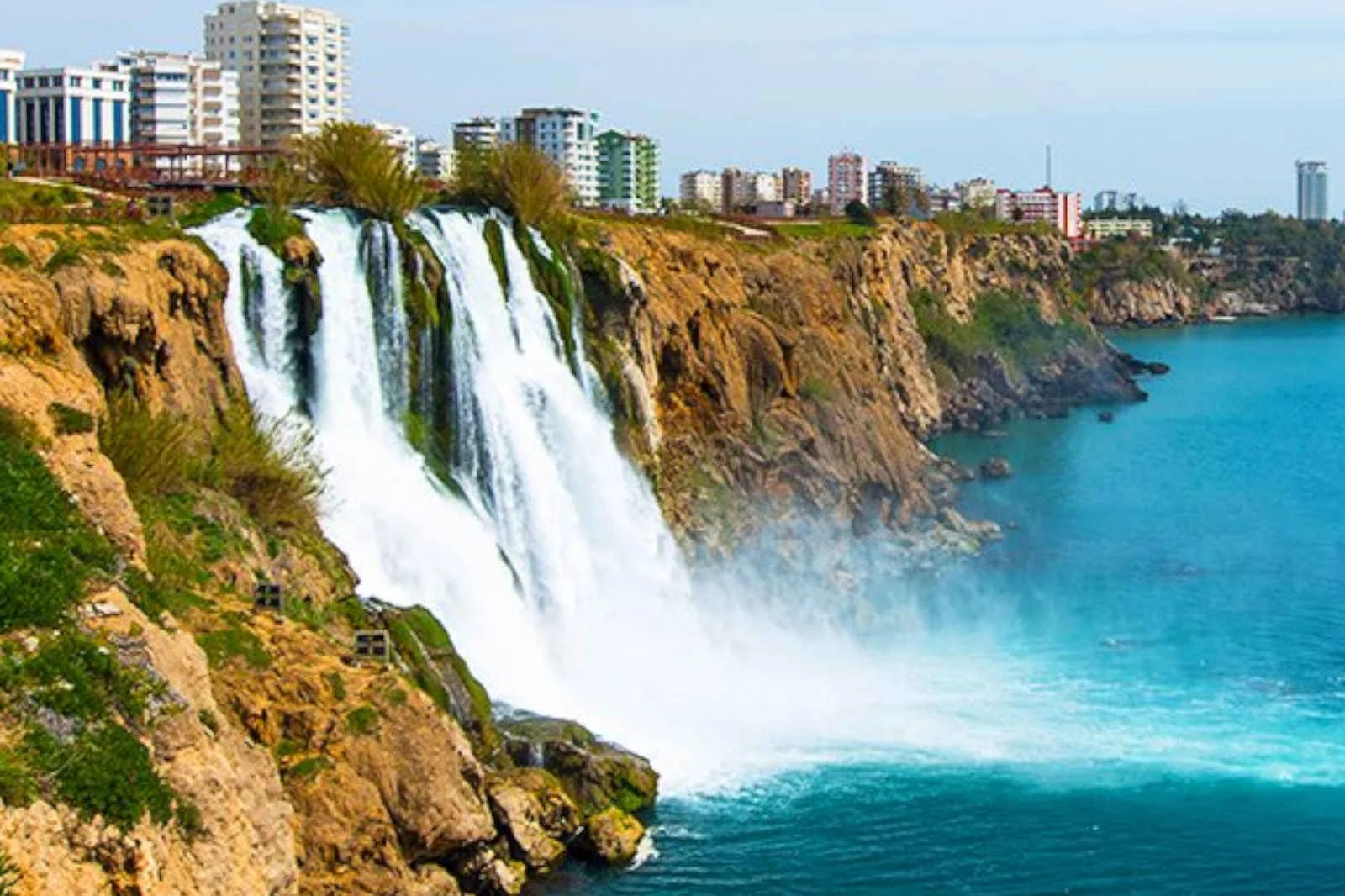 Çevre, Şehircilik Bakanlığı’nın Antalya Lara sahil bandı planına tepki!