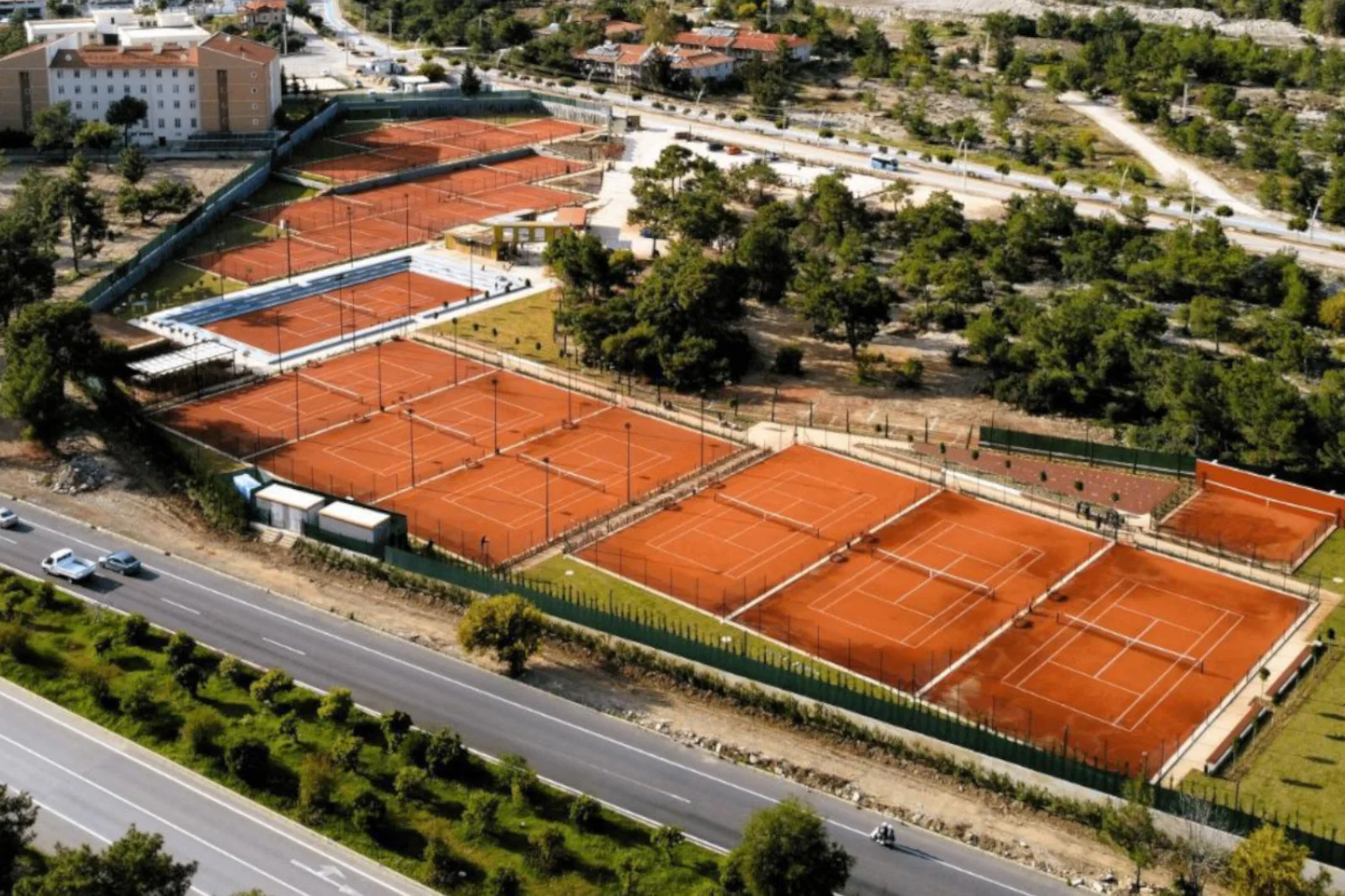 Corendon Turizm Grubu, atıl araziyi spor turizmine kazandırdı