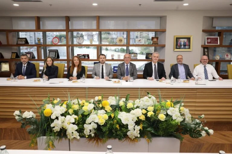 TBMM Başkanı Numan Kurtulmuş TÜRSAB’ı ziyaret etti