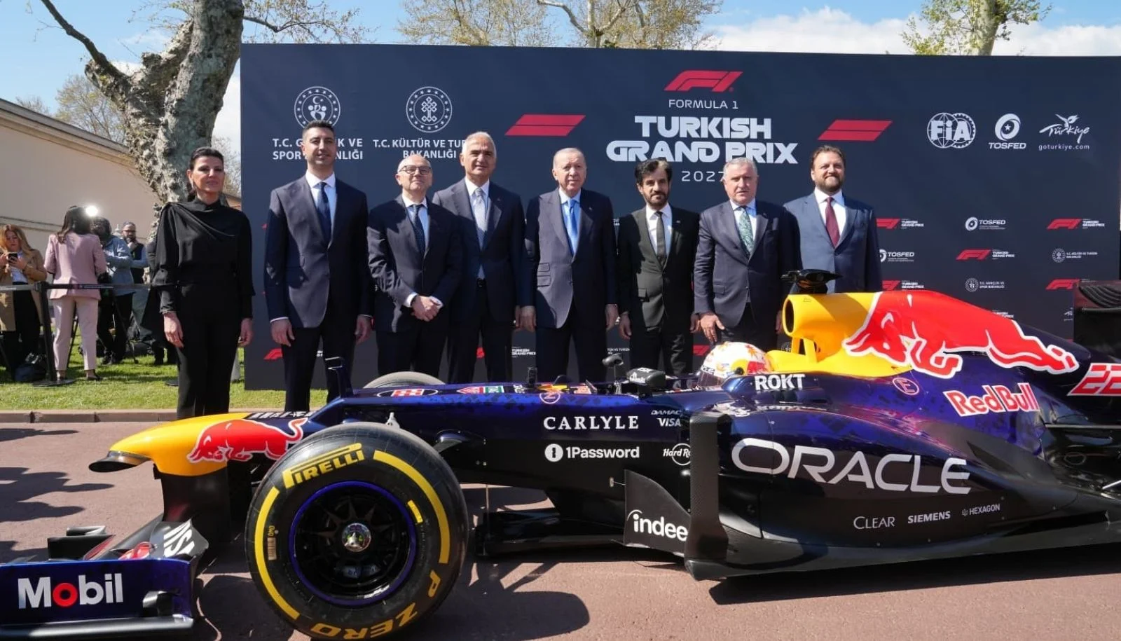 Bakan Ersoy açıkladı, Formula 1, 2031 yılına kadar Türkiye'de