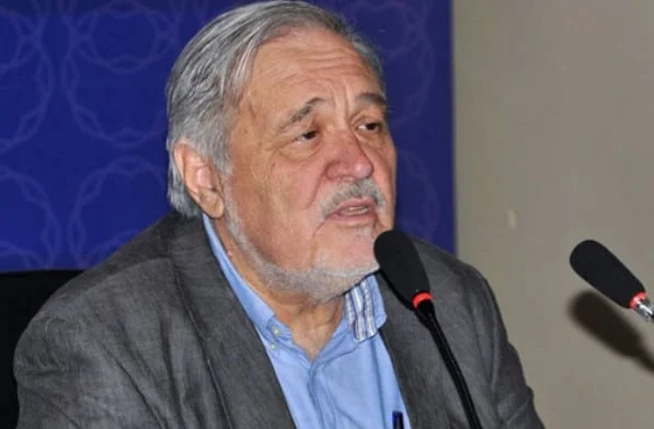 İlber Ortaylı “80 milyonluk ülkede turizm bir kurtuluş yolu olamaz”