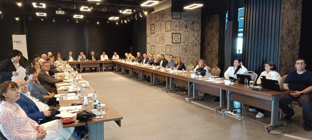 İzmirli turizmciler ilk hedefi 5 milyon turist olarak belirledi