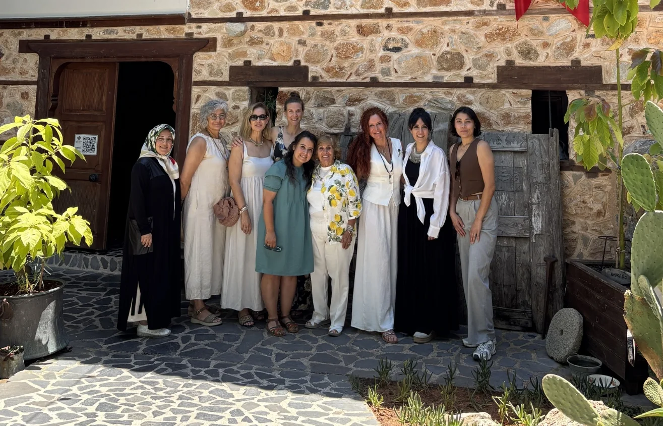 30 yıl önce kadınlar tarafından kadınlar için kurulan tur operatörü, Antalya'da