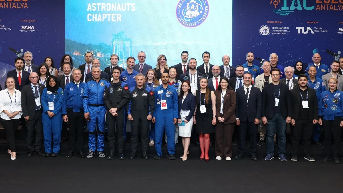 Dünyanın dört bir yanından astronotlar Antalya’da buluştu