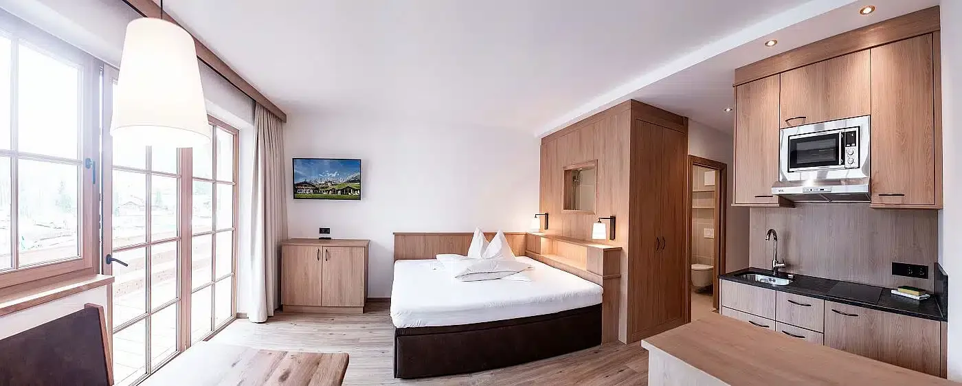 Otel personeli için 20 milyon Euro harcadı