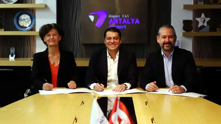 Fraport TAV Antalya Havalimanı ve Antalyaspor işbirliği devam ediyor