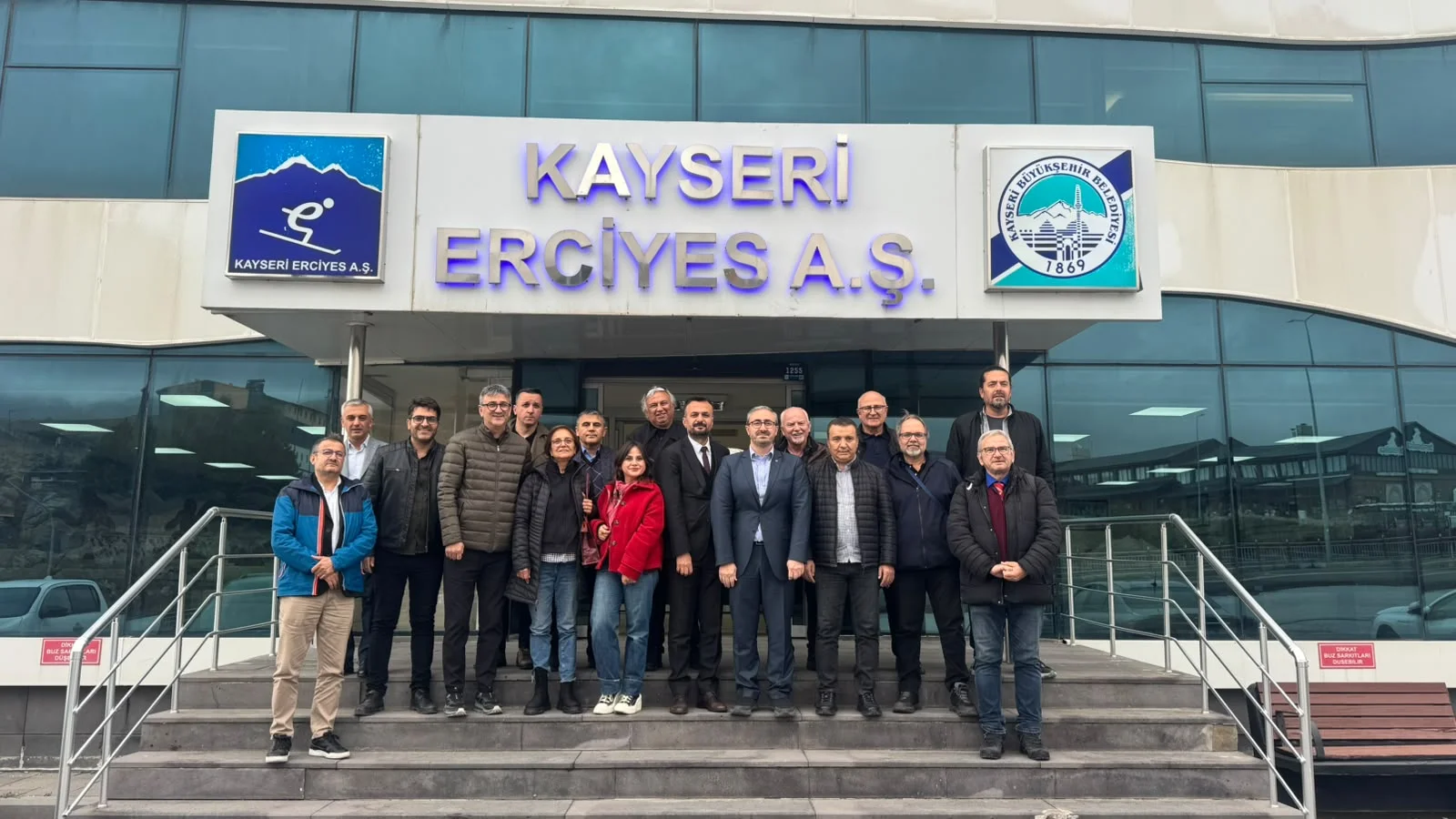 Barakalarla hizmet veriyordu, 300 milyon Euro yatırımla şimdi dünyanın en iyi 25 kayak merkezi arasında