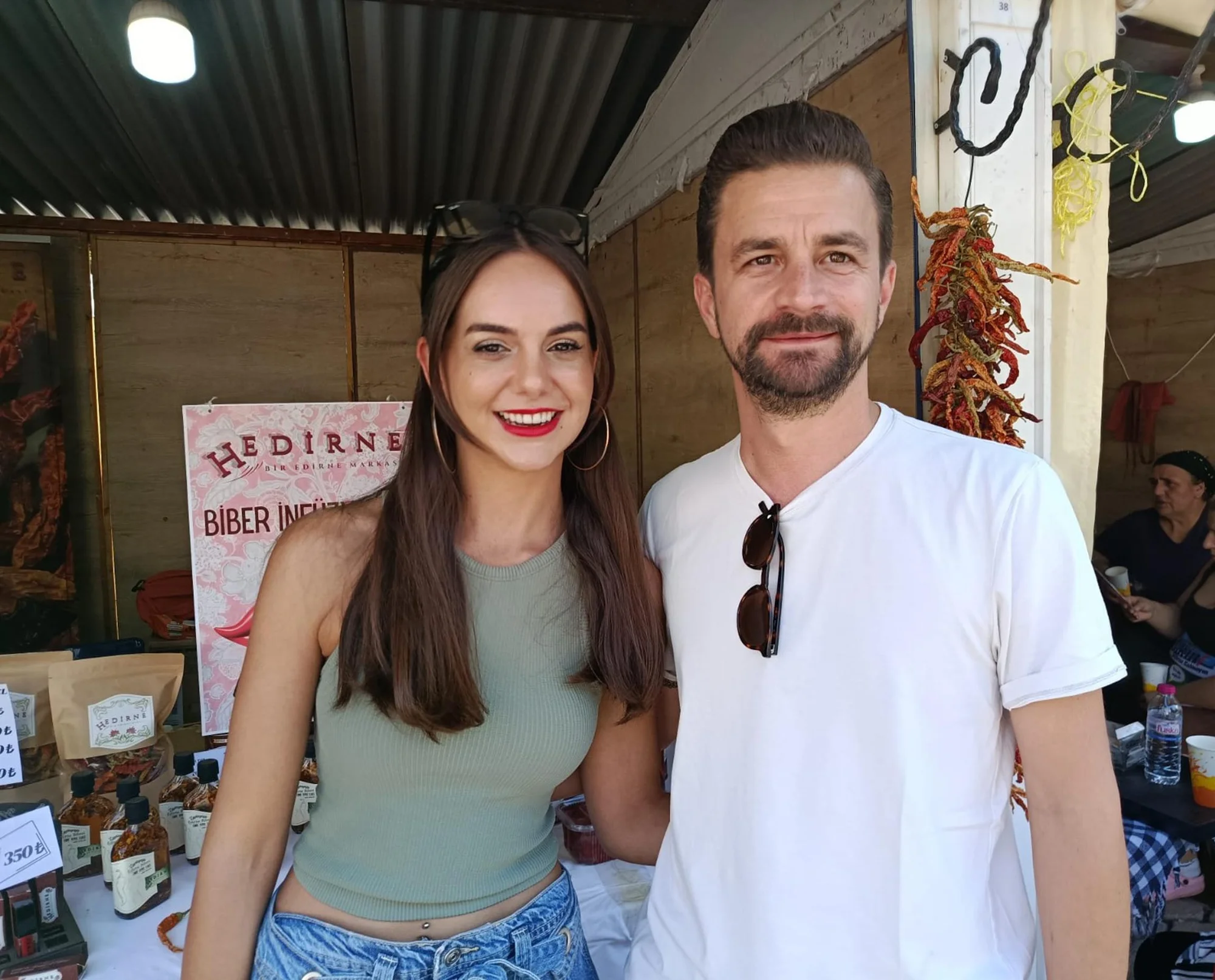 Şef ve turizmci eşi Edirne kırmızısından ruj, acı biberden dudak parlatıcısı ürettiler