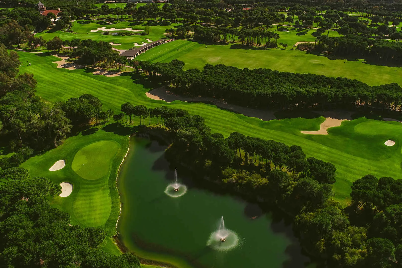 The Montgomerie Maxx Royal ve Gloria Golf Kulübü Avrupa'nın en iyileri arasında
