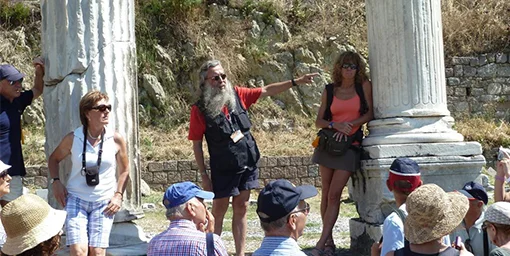 Turist rehberleri yasadaki değişikliğe karşı