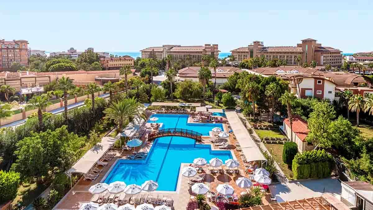 alltours, alltoura Club Hotels markasına Türkiye’deki 4 oteli ekledi
