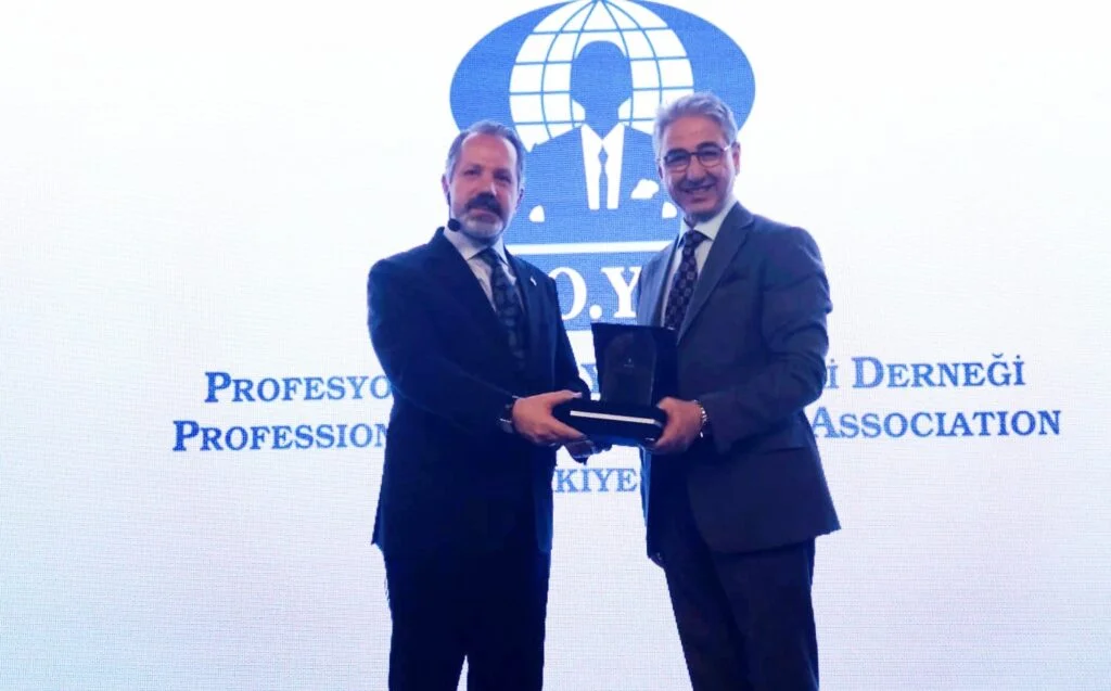 Profesyonel turizmciler, ekonominin geleceğini dinledi