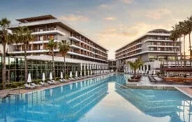 Acanthus Cennet Barut ve Lara Barut, dünyanın en iyileri arasında