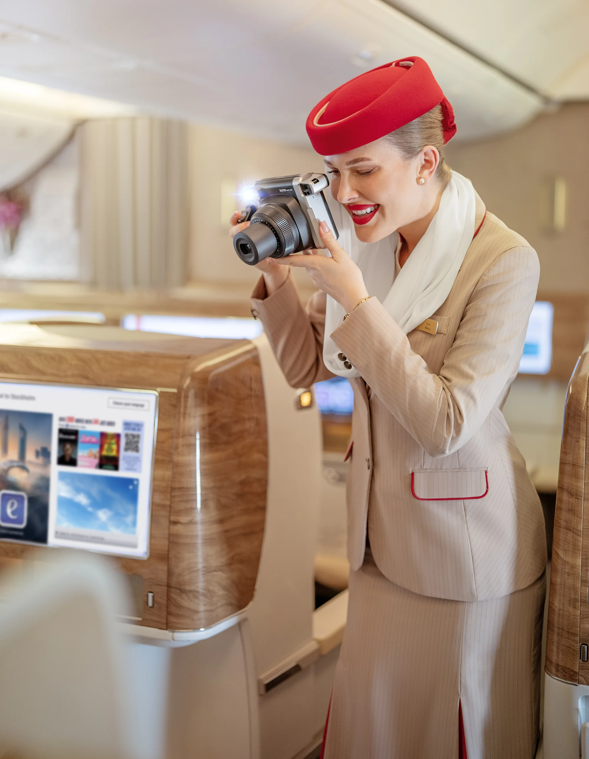 Emirates, 2024'te 5 bin kabin memuru alımı yapacak
