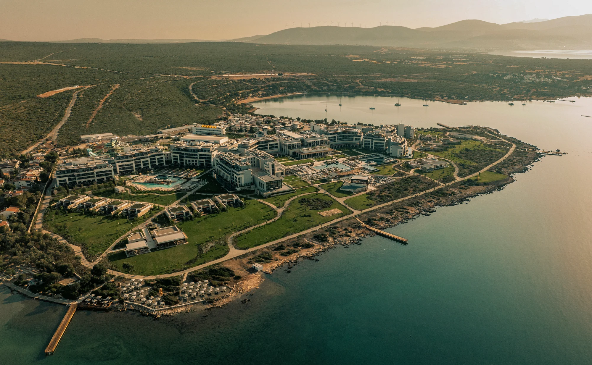 Çağdaş sanatın farklı sesleri Anda Barut Collection'da bir araya geliyor